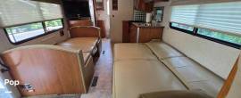 2010 Itasca Navion 24K, $ 50,000