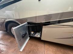2015 Tiffin Allegro Bus 45LP, $ 189,999