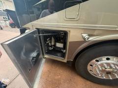 2015 Tiffin Allegro Bus 45LP, $ 189,999