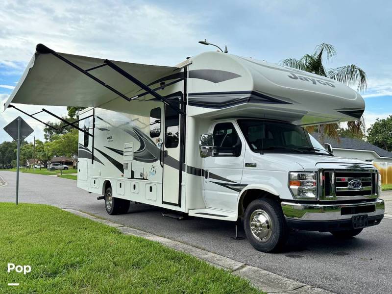 2019 Jayco Greyhawk 30Z, $ 67,800