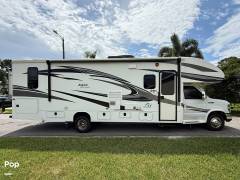 2019 Jayco Greyhawk 30Z, $ 67,800