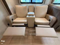 2019 Jayco Greyhawk 30Z, $ 67,800