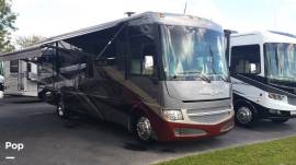2013 Winnebago Adventurer 32H, $ 59,000