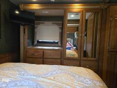 2013 Winnebago Adventurer 32H, $ 59,000