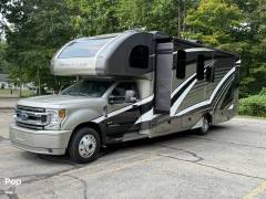 2022 Thor Motor Coach Magnitude XG32, $ 173,000
