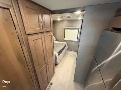 2022 Thor Motor Coach Magnitude XG32, $ 173,000
