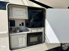 2021 Fleetwood Flair 29M, $ 77,700