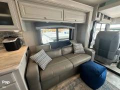 2021 Fleetwood Flair 29M, $ 77,700