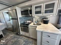 2021 Fleetwood Flair 29M, $ 77,700