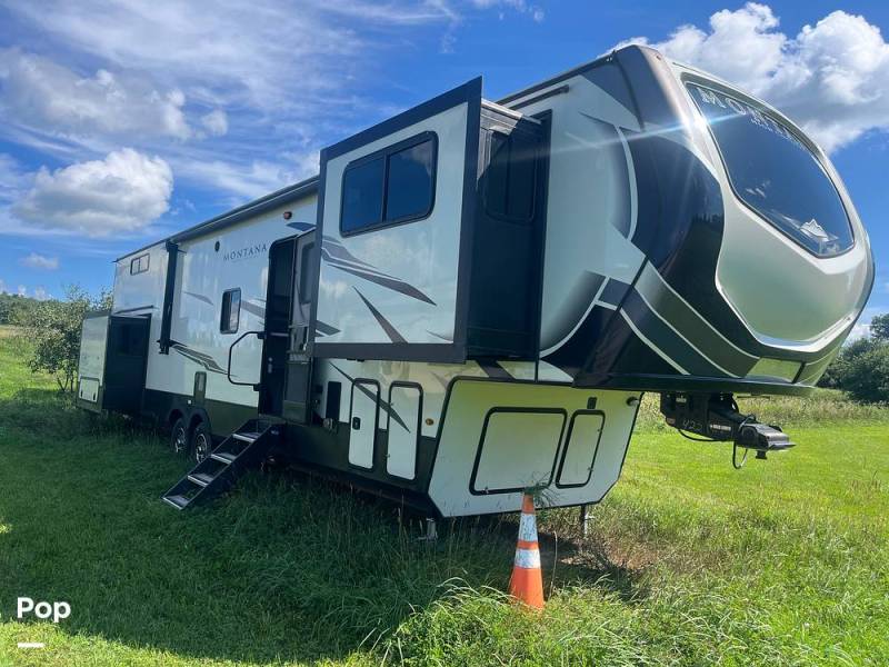 2021 Keystone Montana High Country 377FL, $ 52,000