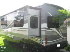 2018 Dynamax Isata 3 Series 24FW, $ 82,950