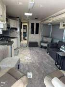 2005 Gulf Stream Scenic Cruiser 8408, $ 66,700