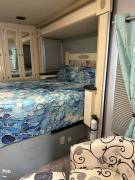 2005 Gulf Stream Scenic Cruiser 8408, $ 66,700