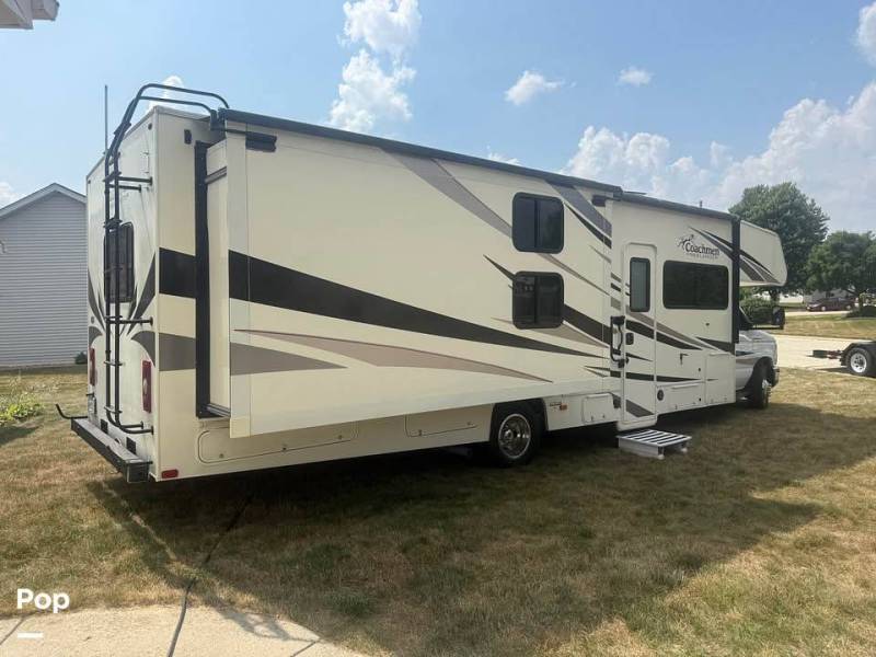 2019 Coachmen Freelander 31BH, $ 57,000