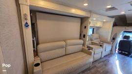 2021 Tiffin Wayfarer 25RW, $ 97,800
