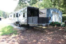 2018 Heartland Road Warrior 429TH, $ 45,000