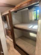 2022 Winnebago Sunstar 31B, $ 94,868
