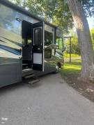 2022 Winnebago Sunstar 31B, $ 94,868