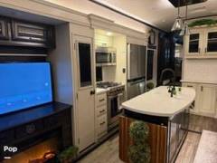 2023 Jayco Pinnacle 36SSWS, $ 69,000