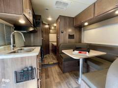 2021 Winnebago Minnie Winnie 22M, $ 48,000