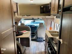 2021 Winnebago Minnie Winnie 22M, $ 48,000