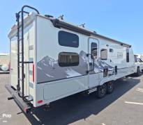 2021 Lance 2445, $ 38,900