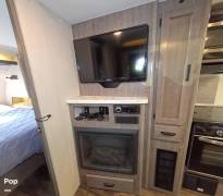 2021 Lance 2445, $ 38,900