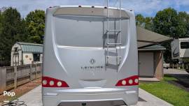 2017 Leisure Travel Unity U24IB, $ 98,500