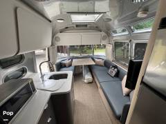 2024 Airstream Globetrotter 27FB Twin, $ 89,900