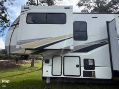 2022 Alliance RV Paradigm 385FL, $ 63,500