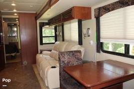 2013 Newmar Canyon Star 3610, $ 56,250