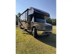 2015 Jayco Seneca 37TS, $ 121,000