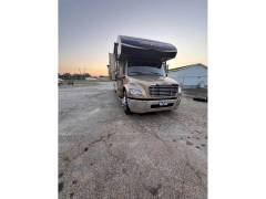 2015 Jayco Seneca 37TS, $ 121,000