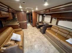 2015 Jayco Seneca 37TS, $ 121,000