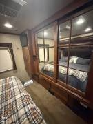 2015 Jayco Seneca 37TS, $ 121,000