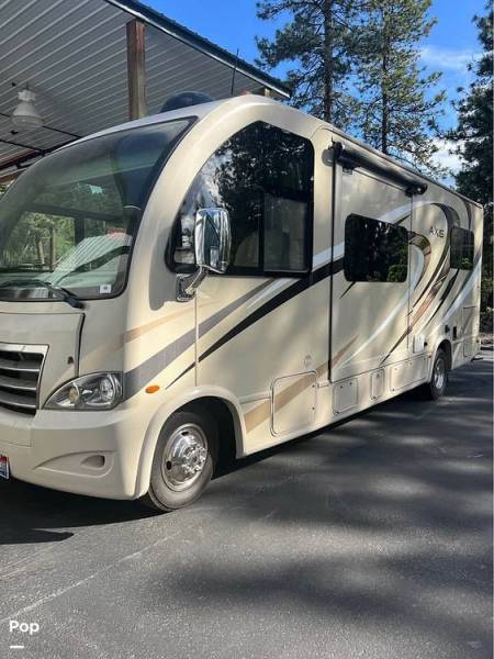 2017 Thor Motor Coach Axis 24.1, $ 52,750