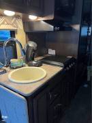 2017 Thor Motor Coach Axis 24.1, $ 52,750
