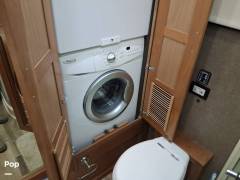 2017 Entegra Coach Insignia 44B, $ 194,995