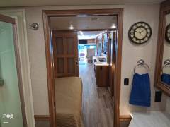 2017 Entegra Coach Insignia 44B, $ 194,995