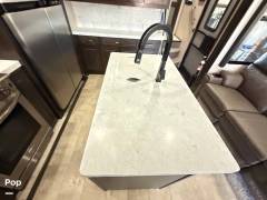2021 Grand Design Momentum 397TH, $ 75,000