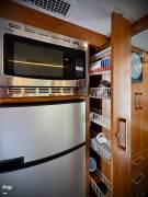 2019 Leisure Travel Unity U24MB, $ 133,000