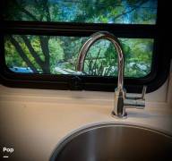 2019 Leisure Travel Unity U24MB, $ 133,000