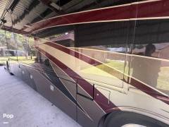 2018 Fleetwood Discovery LXE 40E, $ 178,000