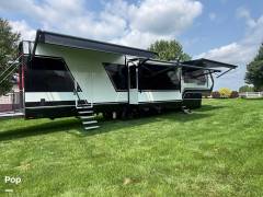 2025 Brinkley G4100, $ 163,500