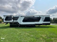 2025 Brinkley G4100, $ 163,500