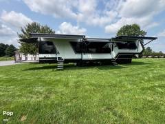 2025 Brinkley G4100, $ 163,500