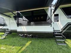 2025 Brinkley G4100, $ 163,500