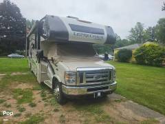 2019 Coachmen Leprechaun 319MB, $ 64,000