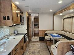 2019 Coachmen Leprechaun 319MB, $ 64,000