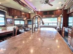 2014 Redwood RV Redwood 38GK, $ 39,000